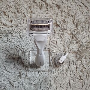 BeautyBio Microneedling Tool with Extra Head New No Box Red Light MSRP $250 ✨️💫